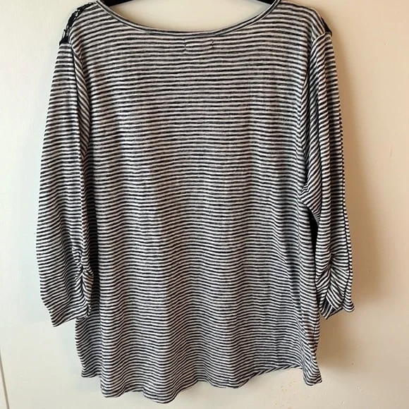 Maurices Blouse - Picture 5 of 5